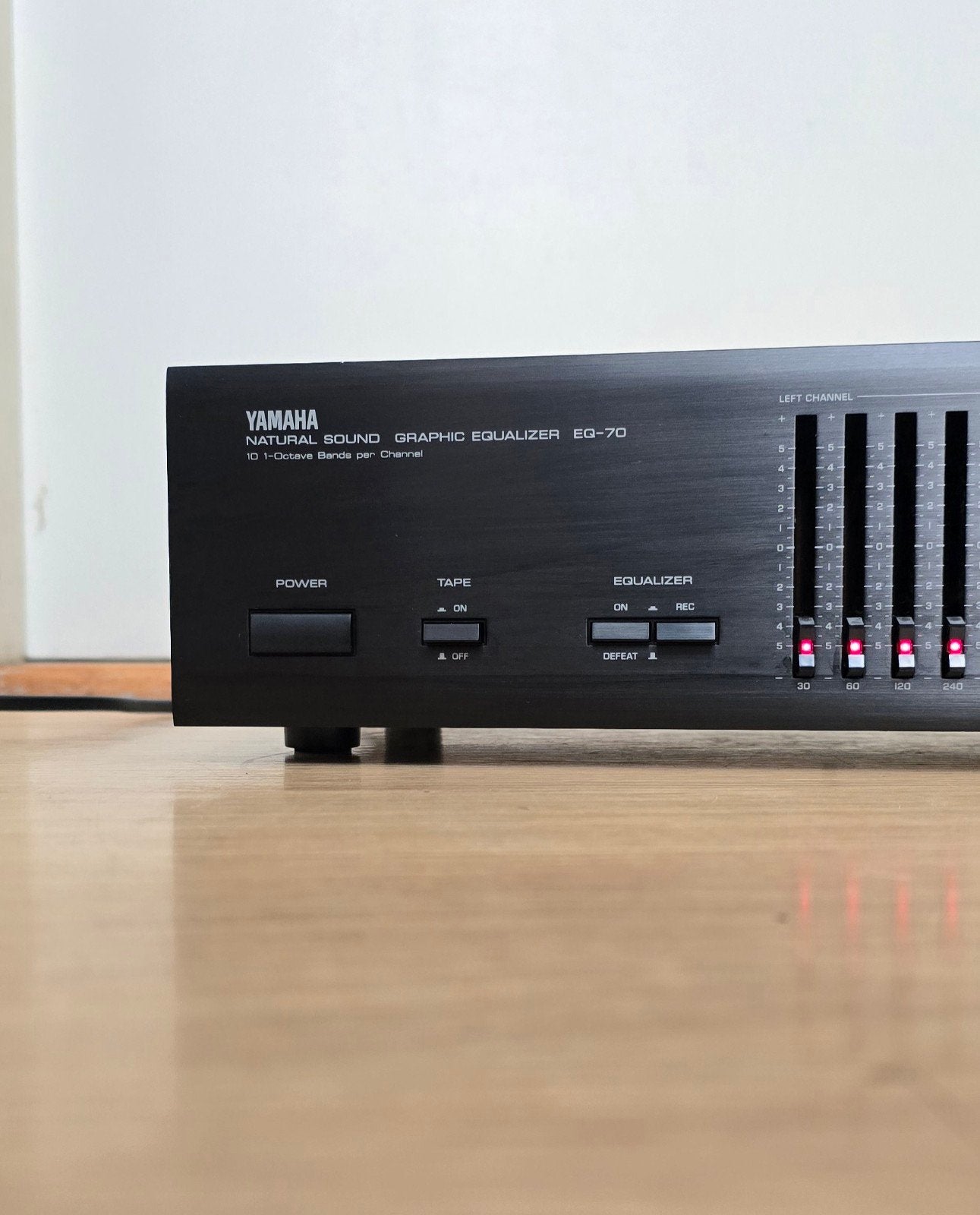 Yamaha EQ-70 Natural Sound Grafische Equalizer, Ophalen of Verzenden