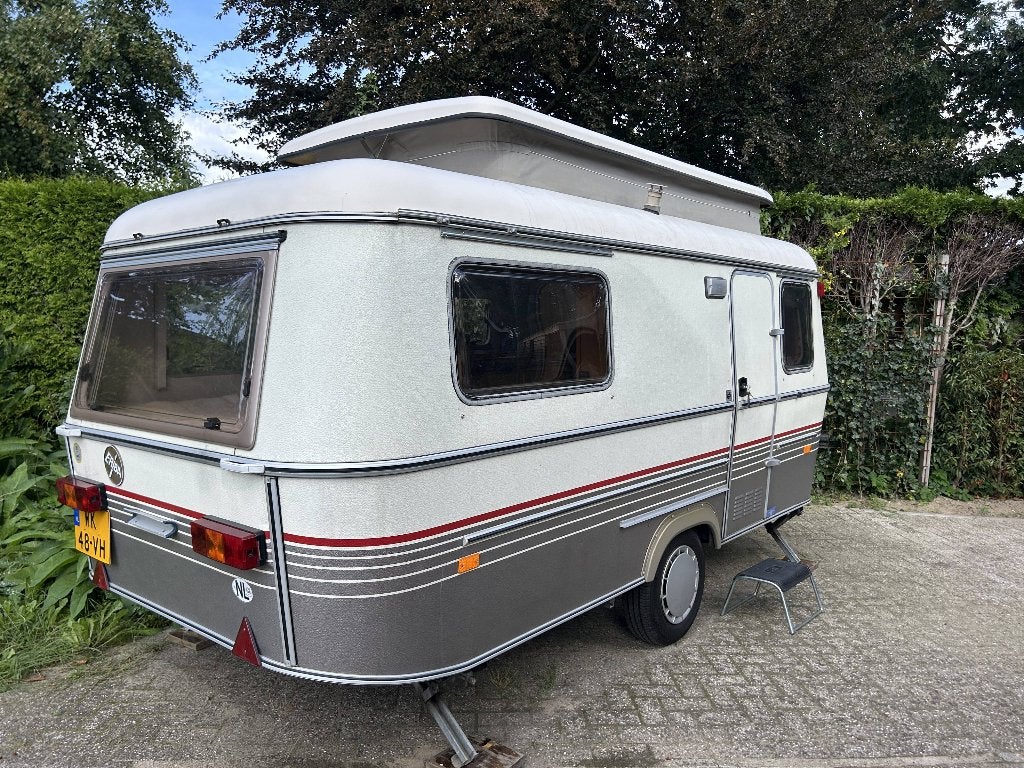 Eriba Touring Troll, Treinzit, Particulier, Lengtebed, 5 tot 6 meter