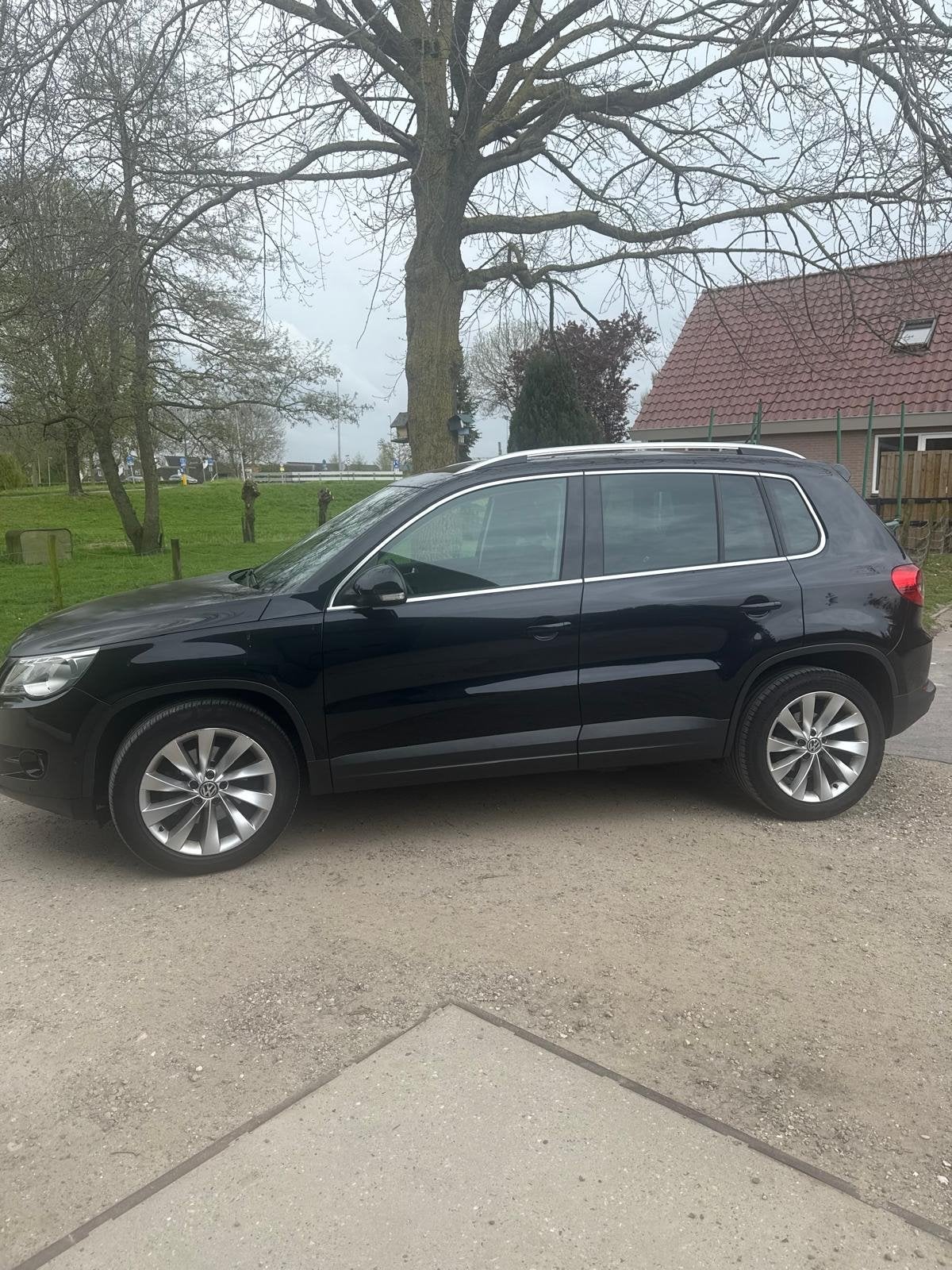 Volkswagen Tiguan 1.4 TSI 110KW 4MOTION 2010 Zwart, Auto's, Volkswagen, 13 km/l, 4 cilinders, 2000 kg, Zwart