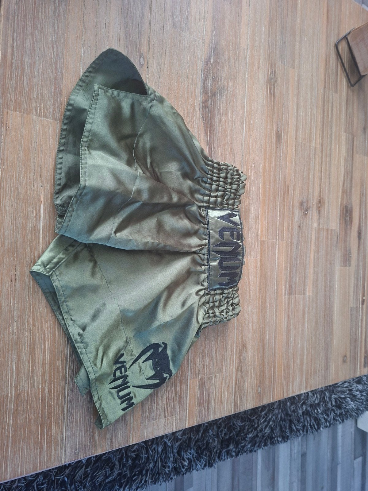 zeer nette en mooie kickboks broekje xs ( kindermaat ), Maat XS of kleiner, Ophalen, Zo goed als nieuw, Overige