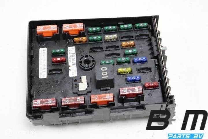 Zekeringkast in motorruimte VW Sharan 7N 3C0937125A, Gebruikt