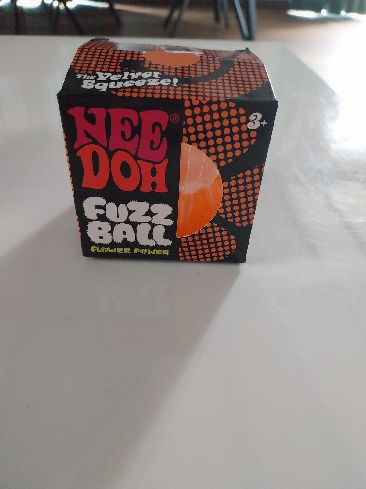 NeeDoh Fuzz Ball Flower Power - Stressbal, Ophalen of Verzenden, Nieuw, Jongen of Meisje