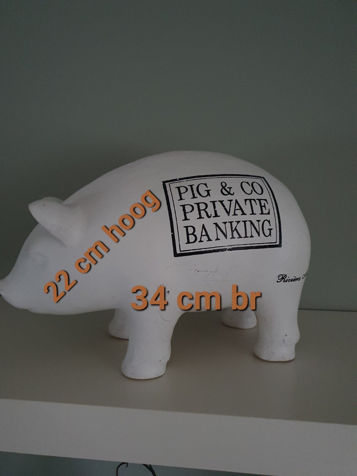 Riviera Maison spaarvarken 'Pig & Co Private Banking', Ophalen of Verzenden, Gebruikt, Steen, Aardewerk of Keramiek, Dier
