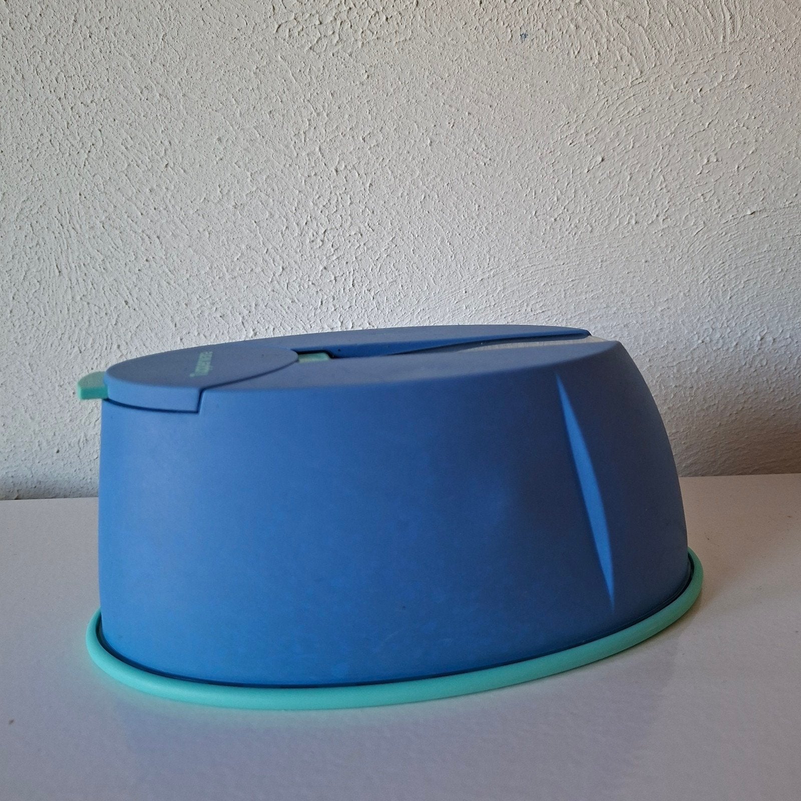 zgan Tupperware voorraaddoos, Huis en Inrichting, Keuken | Tupperware, Ophalen of Verzenden, Zo goed als nieuw, Blauw, Bus of Trommel