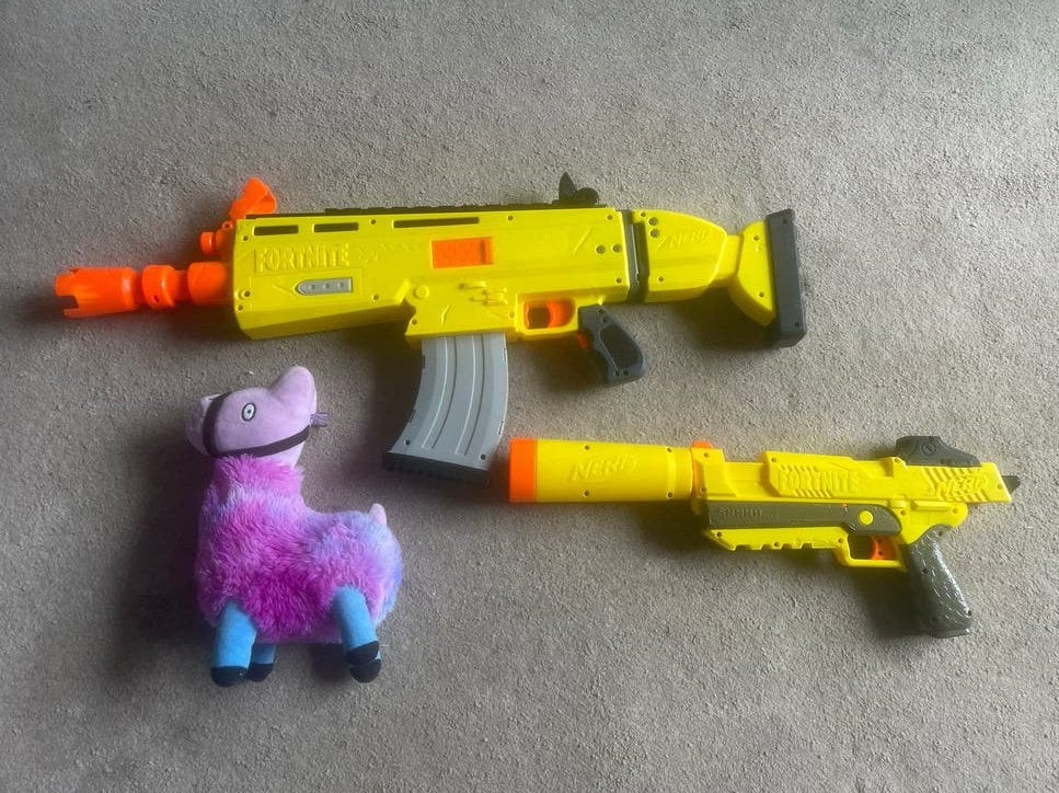 Fortnite Nerf Scar en Shotgun met opzetstuk, Ophalen of Verzenden, Gebruikt