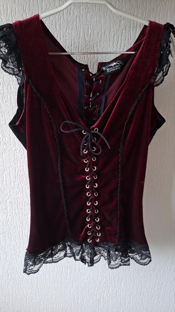 Gothic truitjes, rok black alles in een aankoop., Kleding | Dames, Tops, Zwart, Ophalen of Verzenden, Zo goed als nieuw, Maat 36 (S)