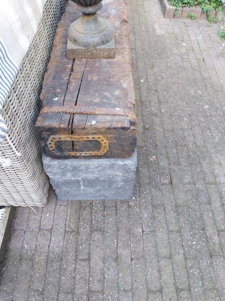 Robuuste bank / sidetable van spoorbiels, Ophalen, Minder dan 45 cm, Robuust landelijk, 75 cm of meer