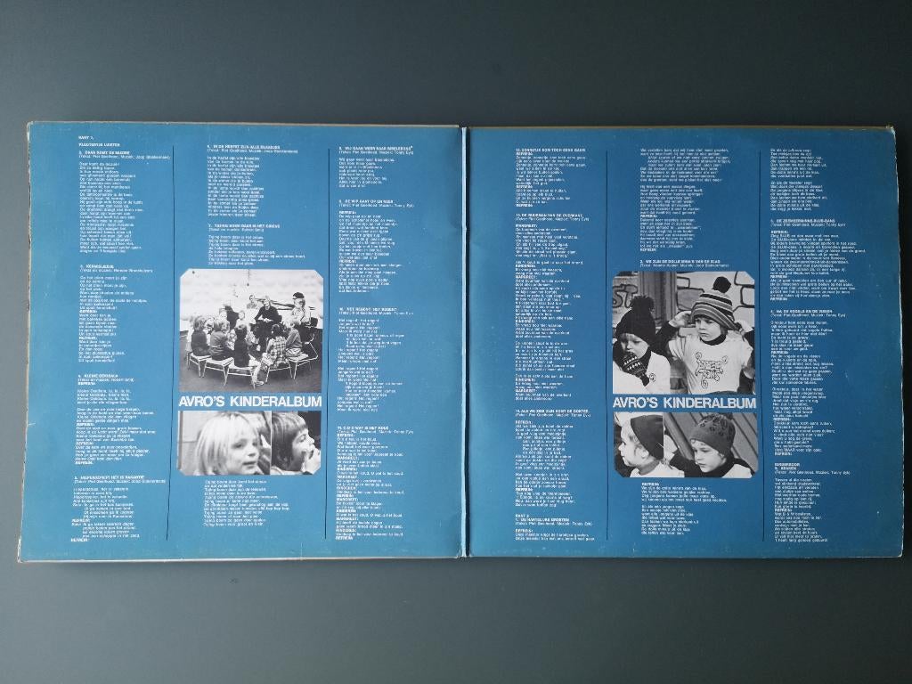 LP Het AVRO Kinderalbum met Kleutertje Luister, Bibele Bons, Inclusief binnenhoes, Ophalen of Verzenden, Gebruikt, Verhaal of Sprookje
