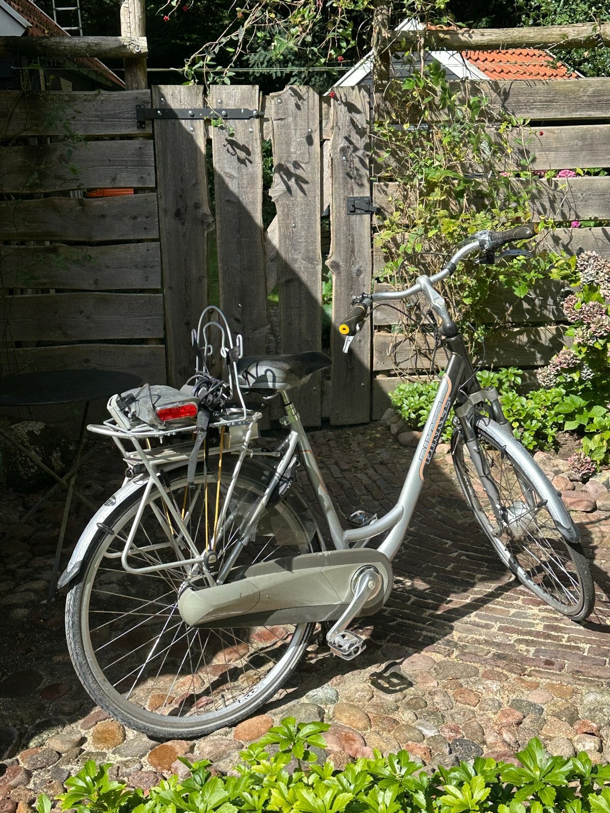 Gebruikte elektrische fiets met lage instap en versnellingen, Ophalen, Gebruikt, Minder dan 30 km per accu, Gazelle