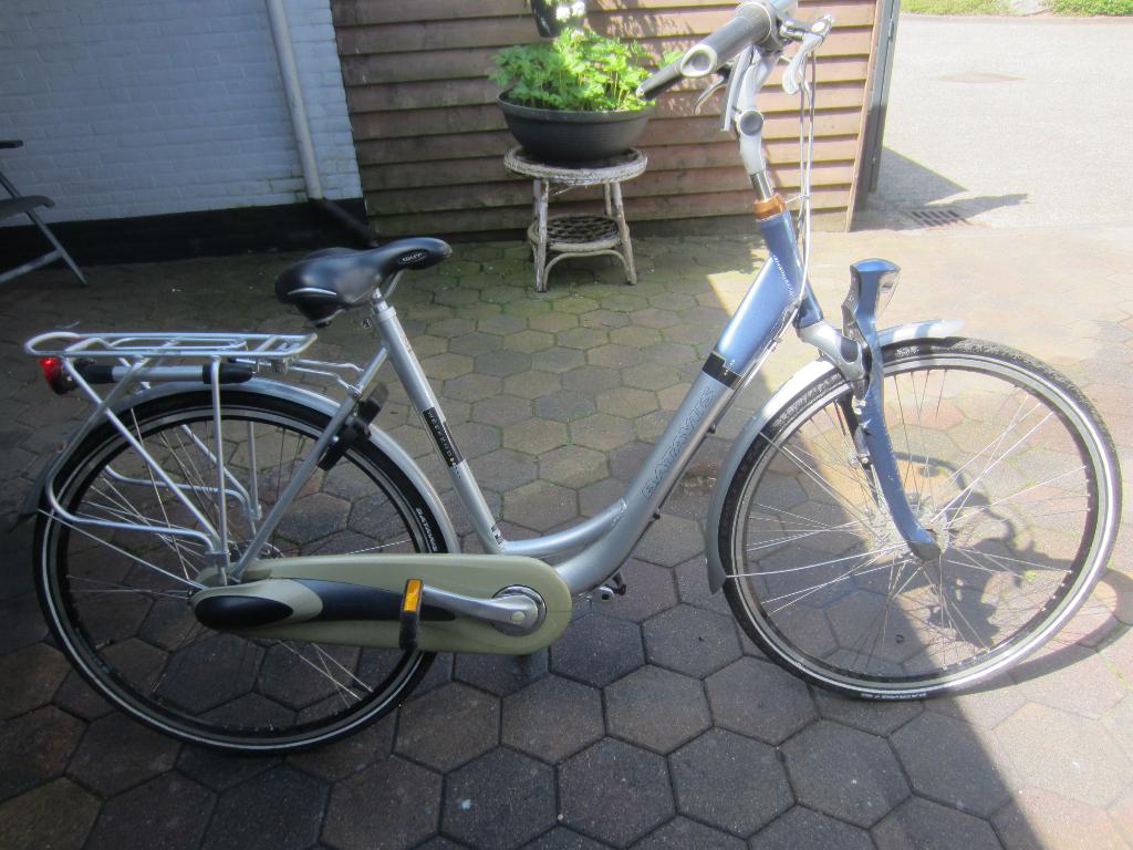 damesfiets batavus weekend, Fietsen en Brommers, Fietsen | Dames | Damesfietsen, Ophalen, Versnellingen, Batavus, Trommelrem