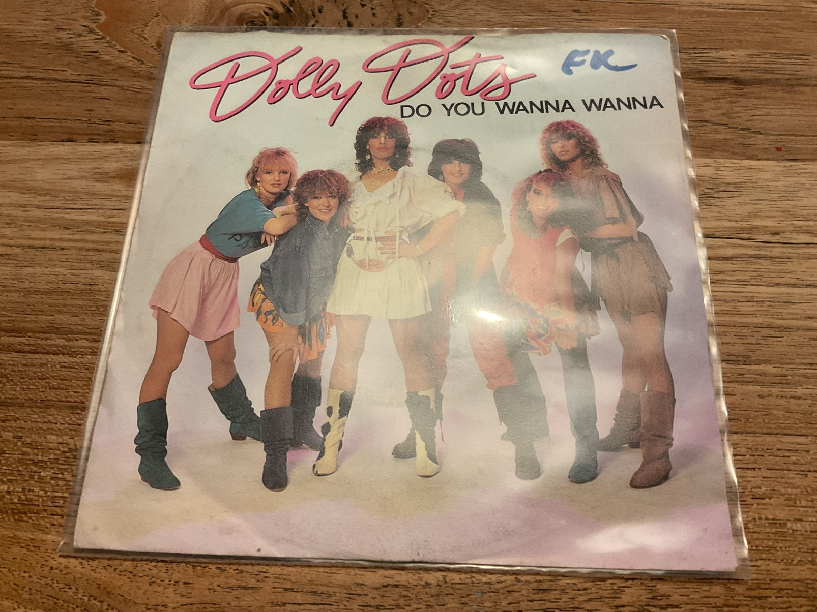 Dolly Dots, Do you wanna wanna, Ophalen of Verzenden, 7 inch, Pop