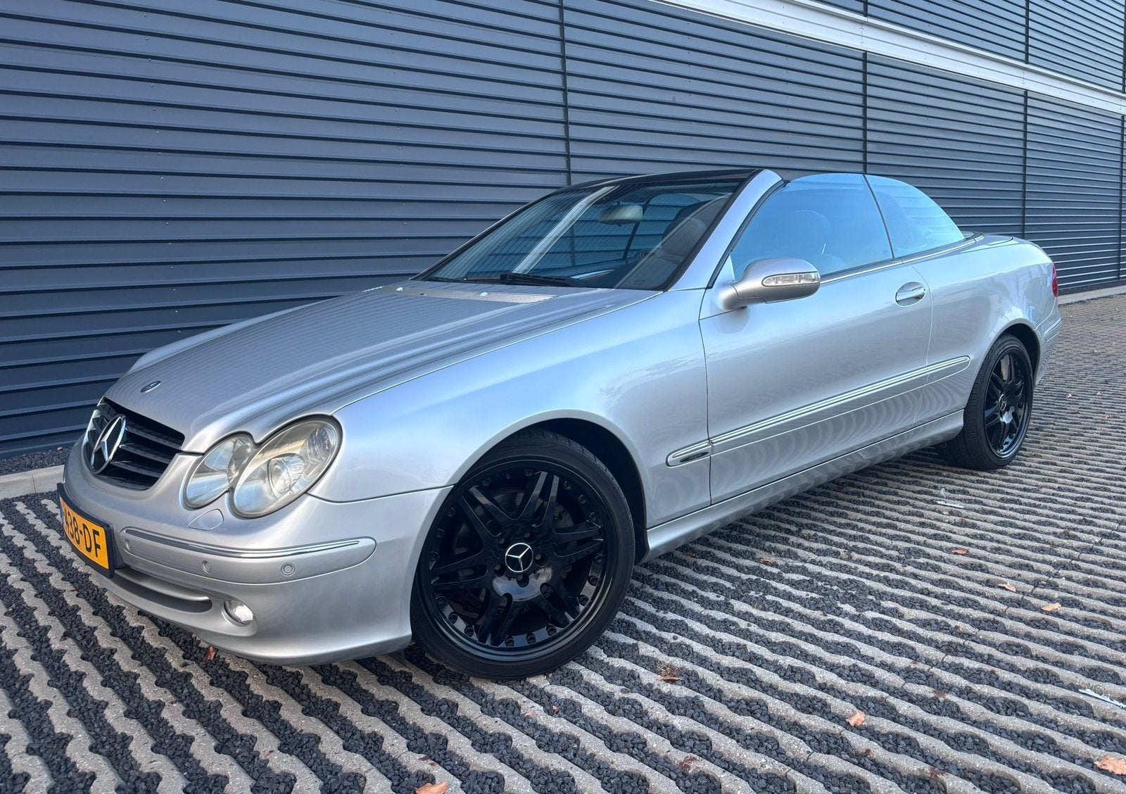 Mercedes-Benz CLK 1.8 Clk200 Kompr Cabriolet 2005 Grijs, Auto's, Achterwielaandrijving, 4 cilinders, Cabriolet, 4 stoelen