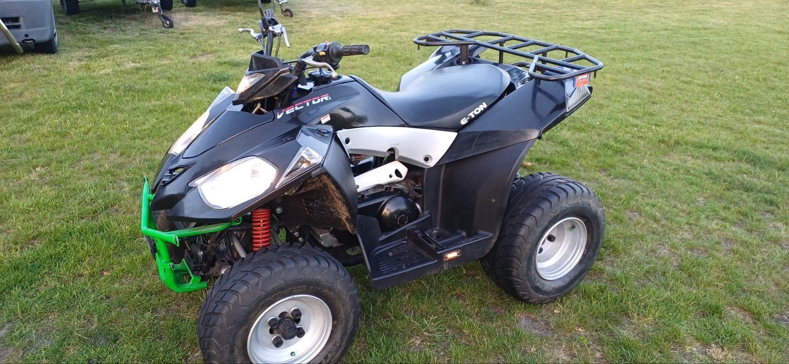 E-ton Vector ST 250 quad op kenteken met trekhaak., Motoren, 2 cilinders, 249 cc, 12 t/m 35 kW
