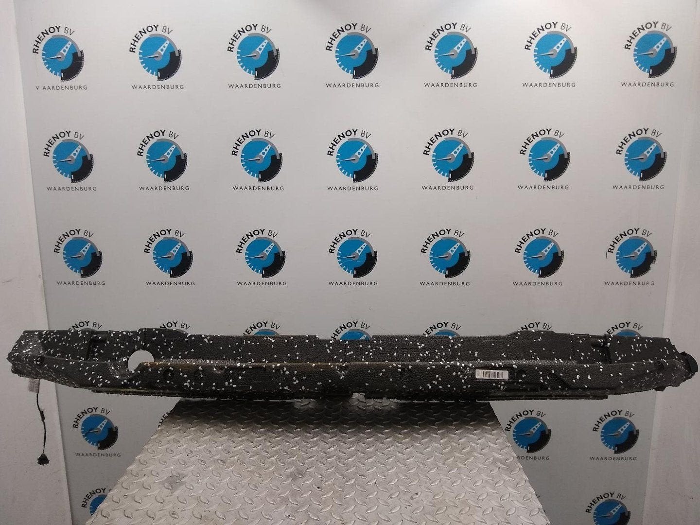 BMW 2 SERIES VOORBUMPER BALK 51118055305 2019, Gebruikt, Voor, Ophalen of Verzenden, Bumper