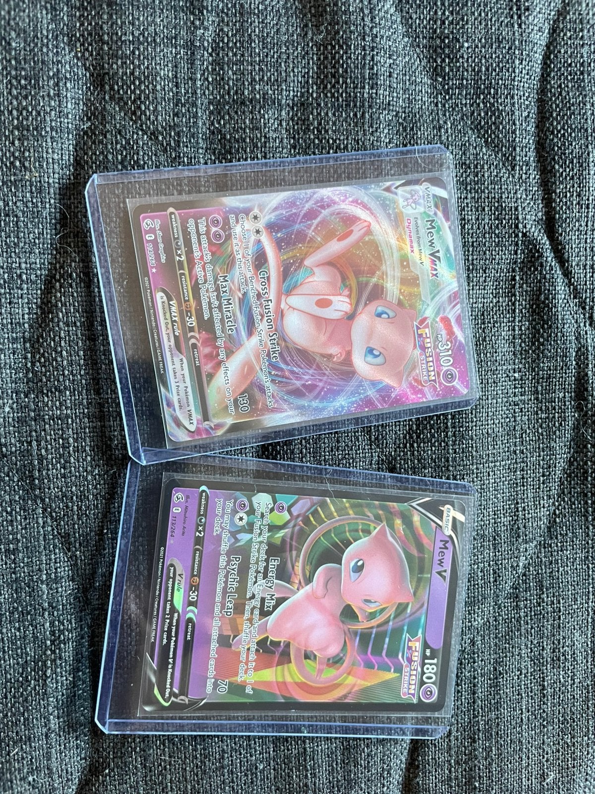 Mew Vmax and ex pokemon kaarten, Ophalen of Verzenden, Zo goed als nieuw, Meerdere kaarten
