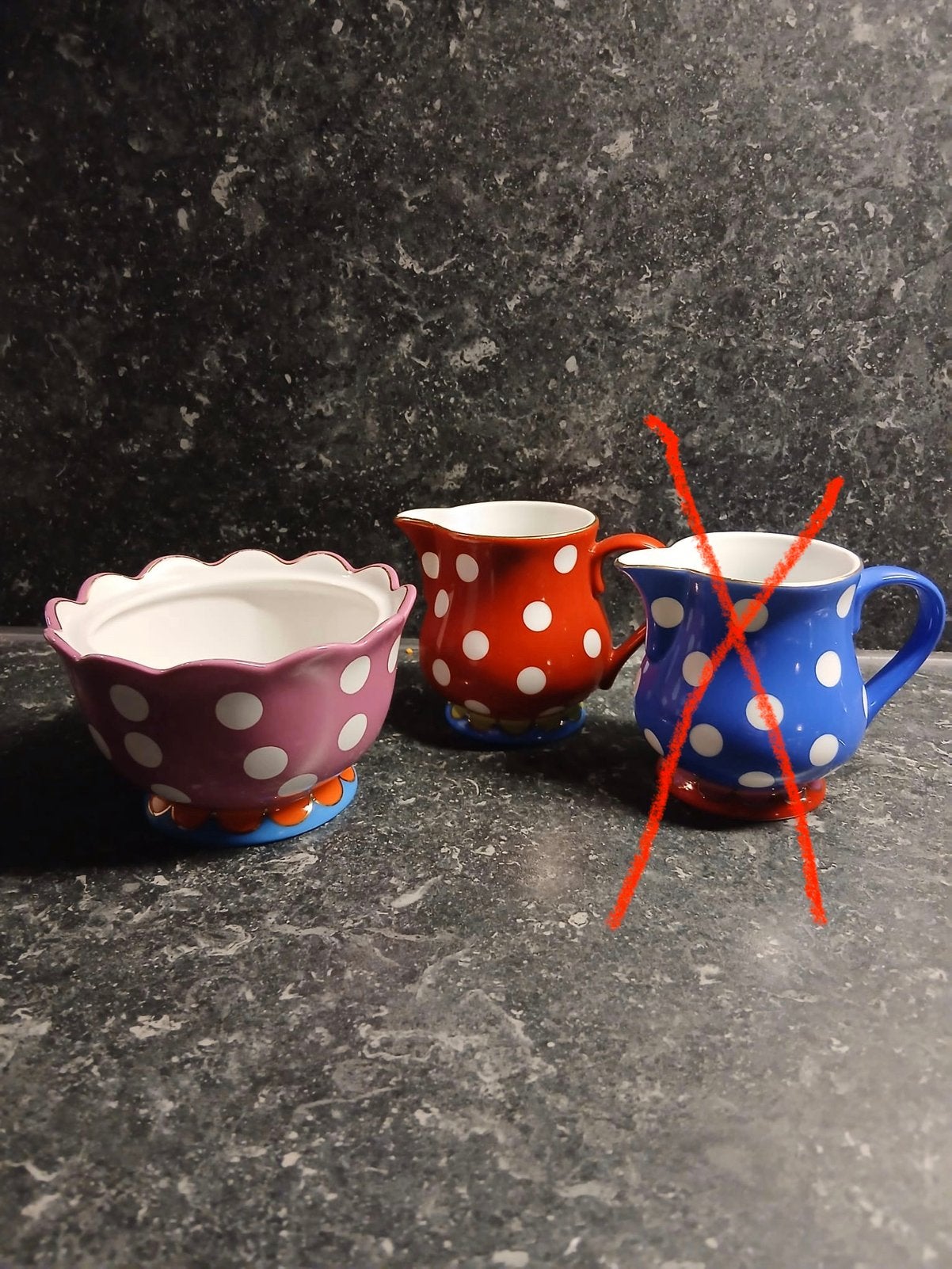 Oilily x Douwe Egberts kom & melkkannetje met stippen, Overige merken, Overige typen, Ophalen of Verzenden, Zo goed als nieuw