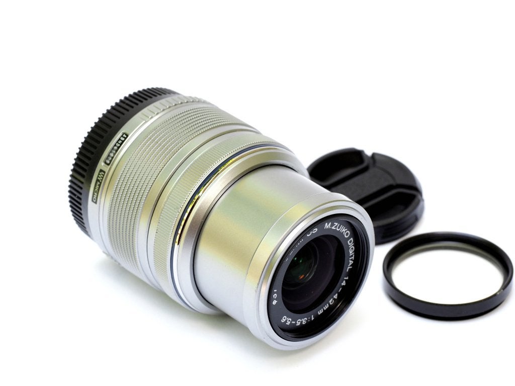 Olympus M.Zuiko Digital 14-42mm F/3.5-5.6 II R, bijna nieuw, Ophalen of Verzenden, Zo goed als nieuw, Standaardlens, Zoom
