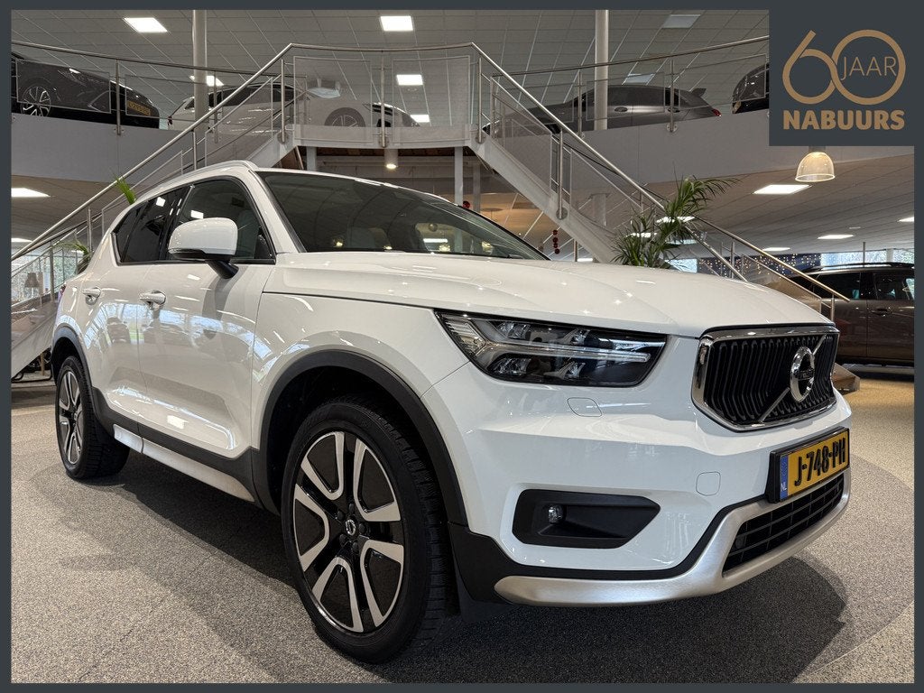 Volvo XC40 1.5 T2 Inscription Business Pro NL auto, Trekhaak, Auto's, Volvo, 12 maanden, Gebruikt, Wit, Bedrijf