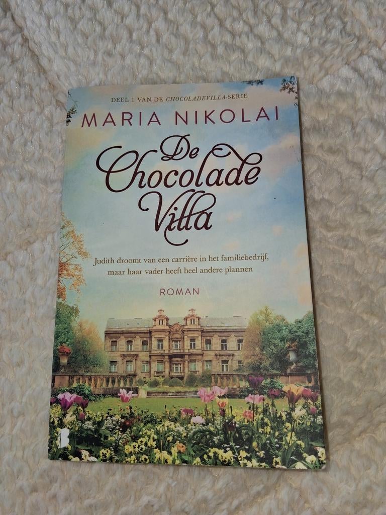 De Chocolade Villa & Gouden Jaren  Maria Nikolai, Boeken, Ophalen of Verzenden, Gelezen, Maria Nikolai, Europa overig