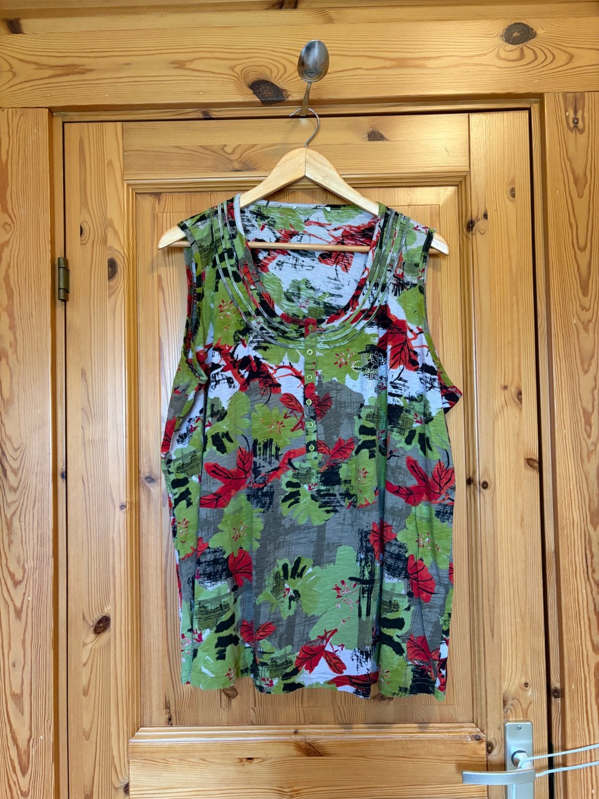 Top hemd groen oto 67 lengte 72, Kleding | Dames, Grote Maten, Ophalen of Verzenden, Zo goed als nieuw, Groen, Shirt of Top