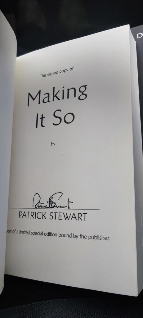 Patrick Stewart memoir gesigneerd | signed, Ophalen, Boek, Tijdschrift of Artikel, Gesigneerd