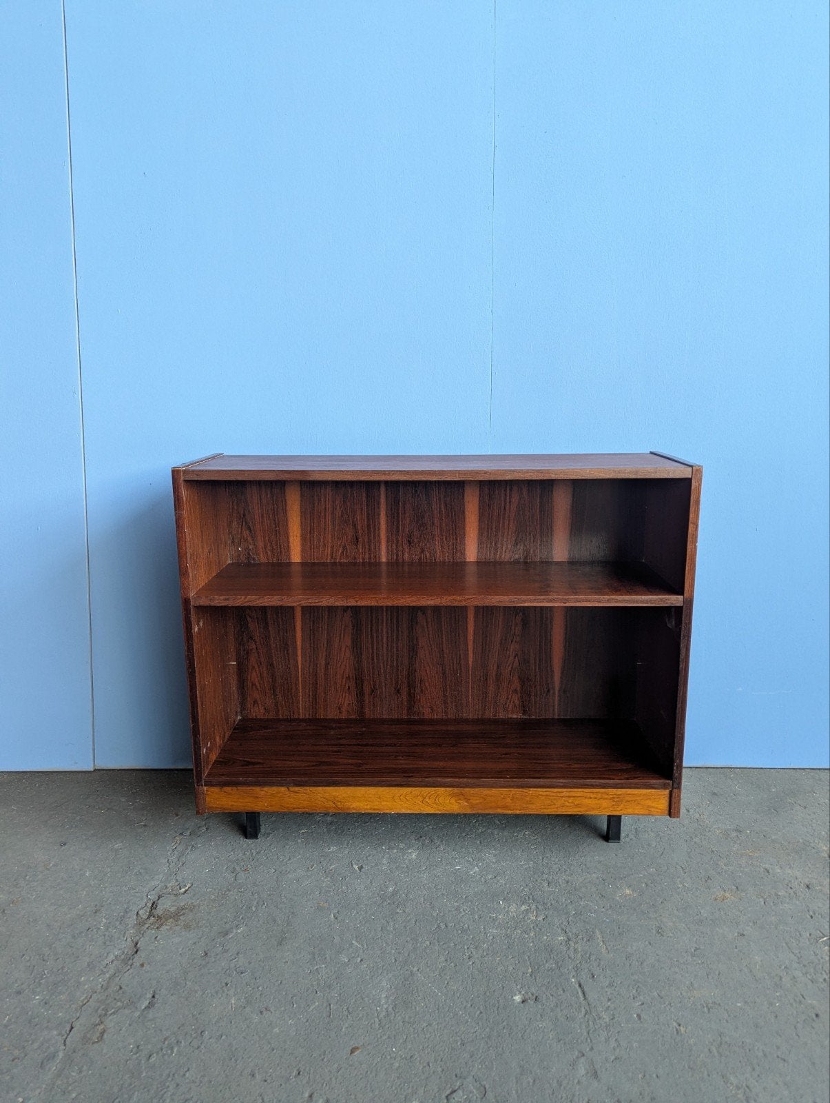 Vintage Deense boekenkast 1960, Huis en Inrichting, Kasten | Boekenkasten, Gebruikt, 50 tot 100 cm, Minder dan 100 cm, 25 tot 50 cm