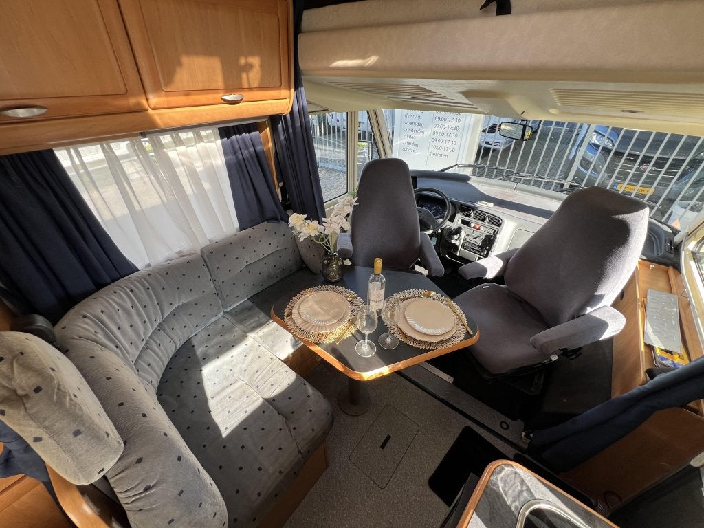 Hymer B574 FRANSBED + RONDZIT MOTORAIRCO 2X ACCU MAXFANN, Caravans en Kamperen, Integraal, Fiat, Tot en met 2, 6 tot 7 meter