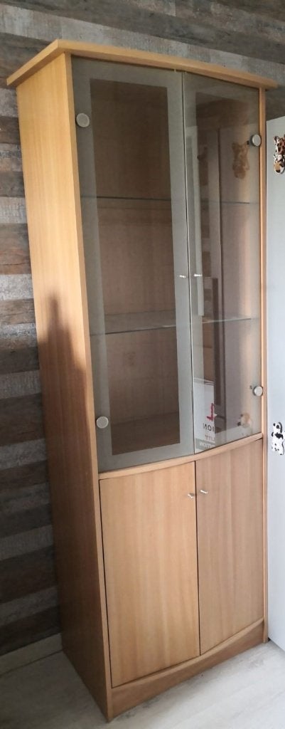 Kast bovenste deel vitrine met glazen deurtjes onderin dicht, Ophalen, Glas, 50 tot 100 cm, 150 tot 200 cm