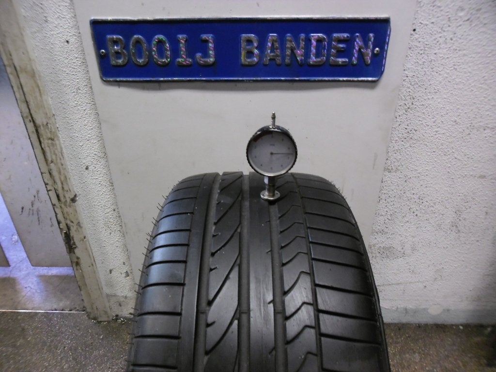 255 35 18 demobanden bridgestone potenza re050a met 7,5 mm, Auto-onderdelen, Banden en Velgen, 18 inch, 255 mm, Banden en Velgen