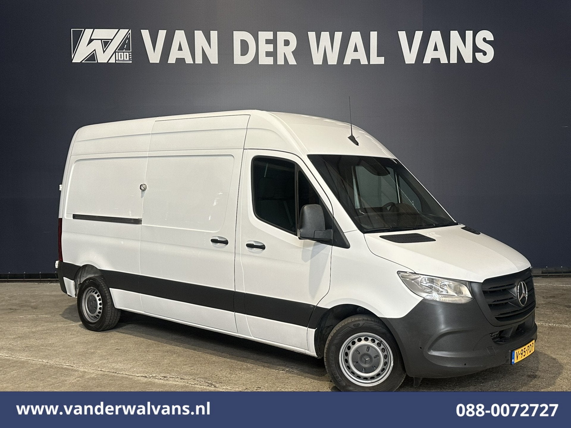 Mercedes-Benz Sprinter 214 CDI 143pk L2H2 Euro6 Airco | Came, Dealer onderhouden, Stof, Gebruikt, 2000 kg