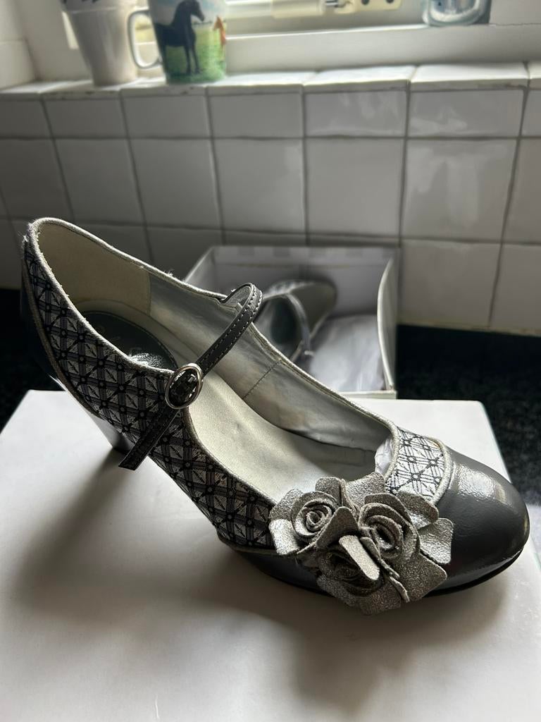 Ruby Shoe dames maat 40 (NIEUW), Kleding | Dames, Schoenen, Nieuw, Dansschoenen, Ophalen of Verzenden, Grijs