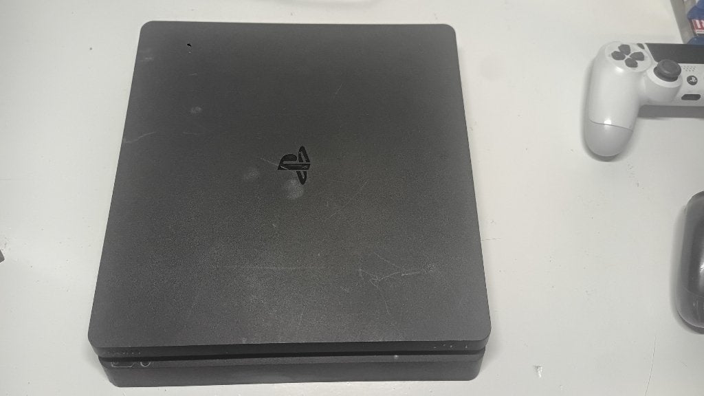 Sony PlayStation 4 Slim 1TB met 2 controllers en 7 games, Met 2 controllers, Ophalen of Verzenden, 1 TB, Slim