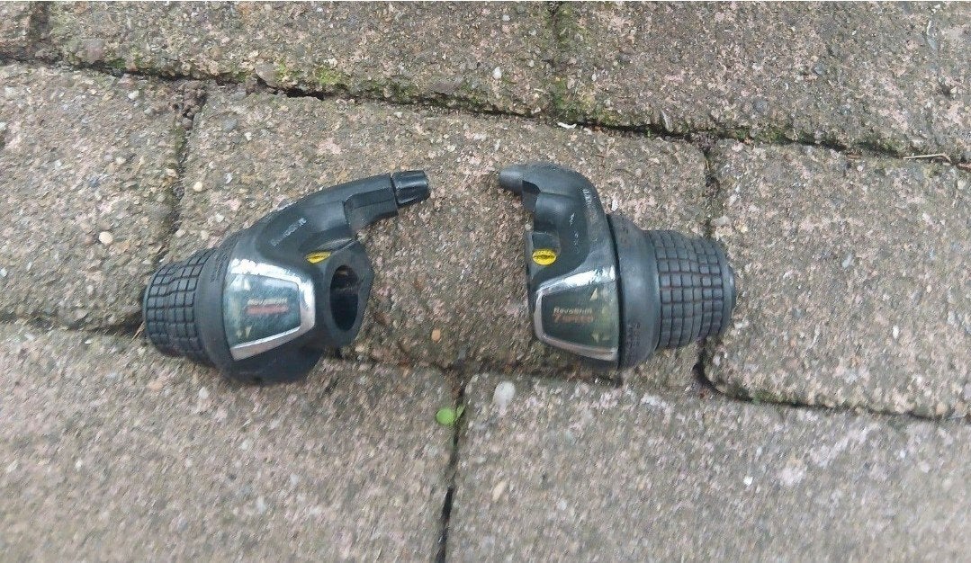 Shimano Revoshift Shifters 3x7 Versnellingen, Ophalen of Verzenden, Gebruikt, Overige typen, Shimano