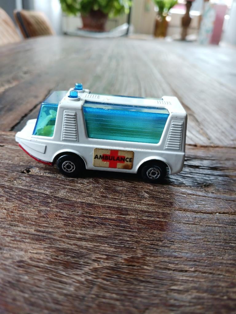 Stretcha Fetcha Ambulance (Matchbox 1971), Ophalen of Verzenden, Zo goed als nieuw, Bus of Vrachtwagen, Matchbox
