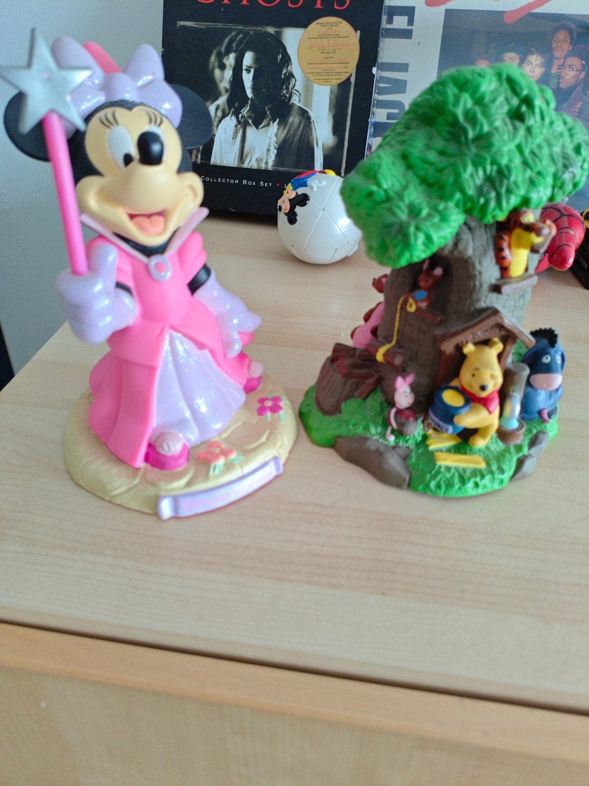2x spaar potten disneyland pooh & minnie, Ophalen of Verzenden, Winnie de Poeh of vrienden, Beeldje of Figuurtje