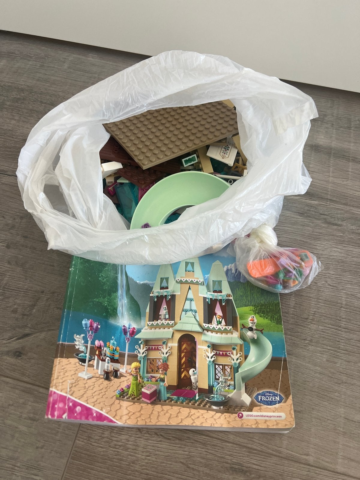 LEGO Disney Princess Frozen IJskasteel met extra stenen, Gebruikt, Lego, Ophalen of Verzenden, Disney
