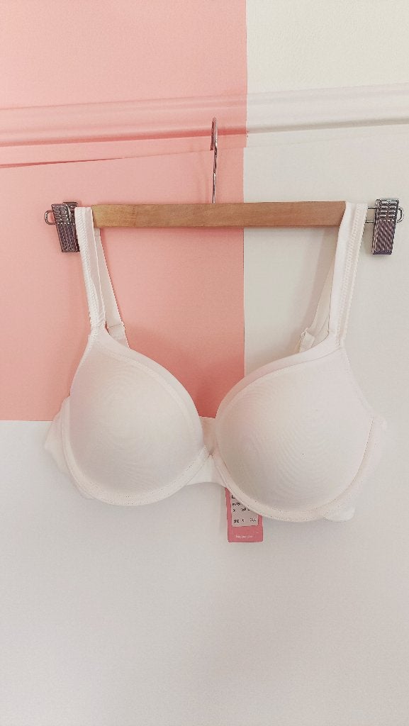 Witte voorgevormde beugel bh van hunkemoller 75C, Kleding | Dames, Hunkermoller, Verzenden, Wit, BH
