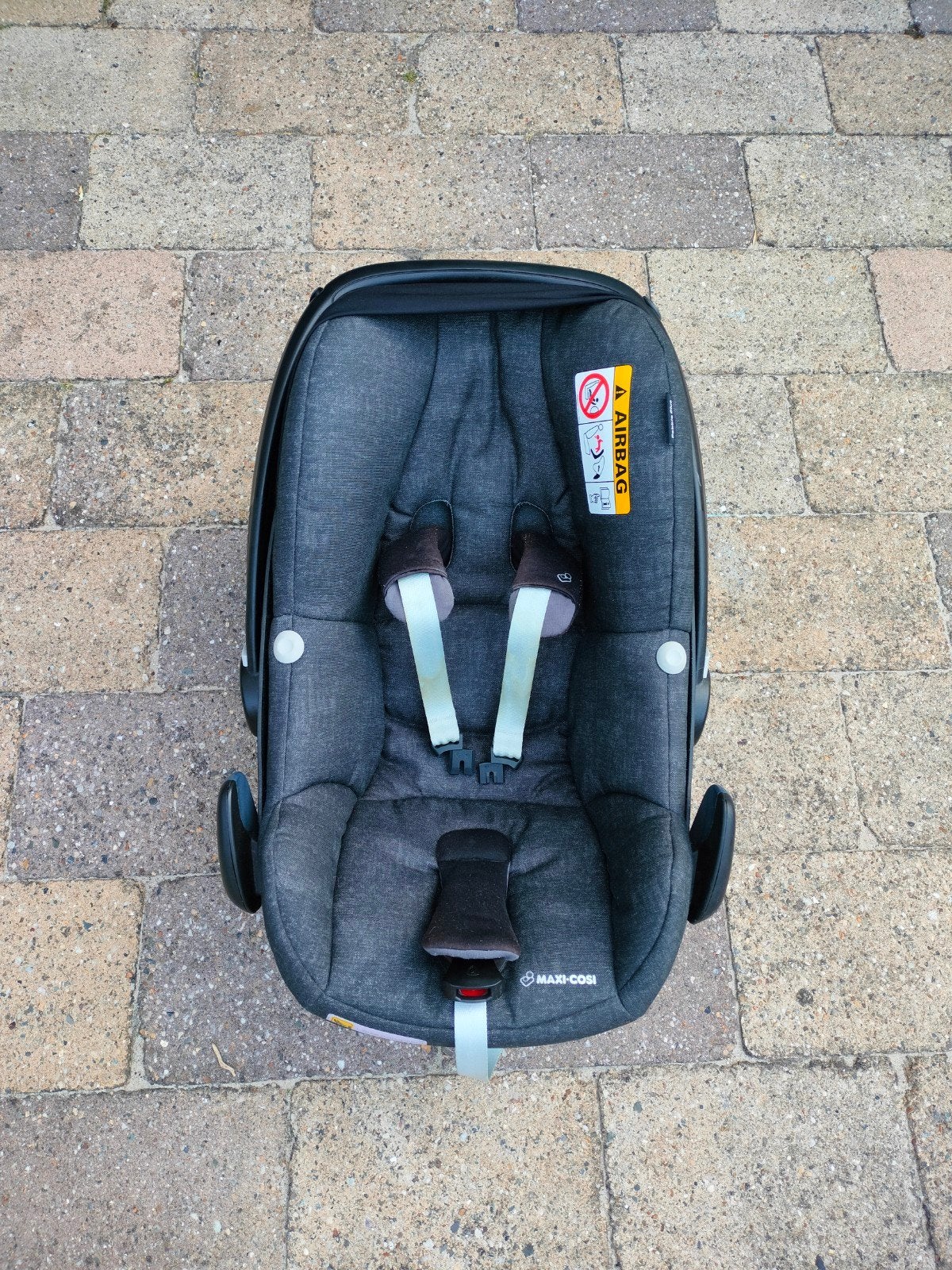 Maxi-Cosi Pebble 360 i-Size Autostoel - Essential Graphite, Autogordel of Isofix, Gebruikt, Zijbescherming, Maxi-Cosi