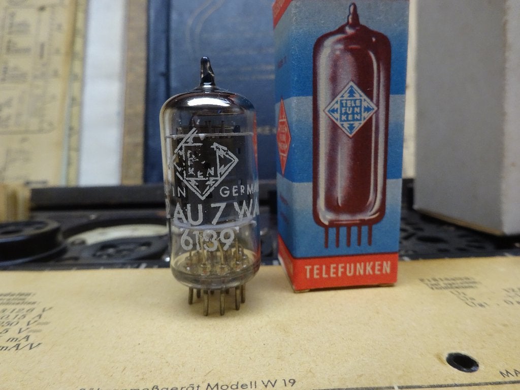 ECC802S / 12AU7WA van telefunken met <> diamandje ., Antiek en Kunst, Ophalen of Verzenden