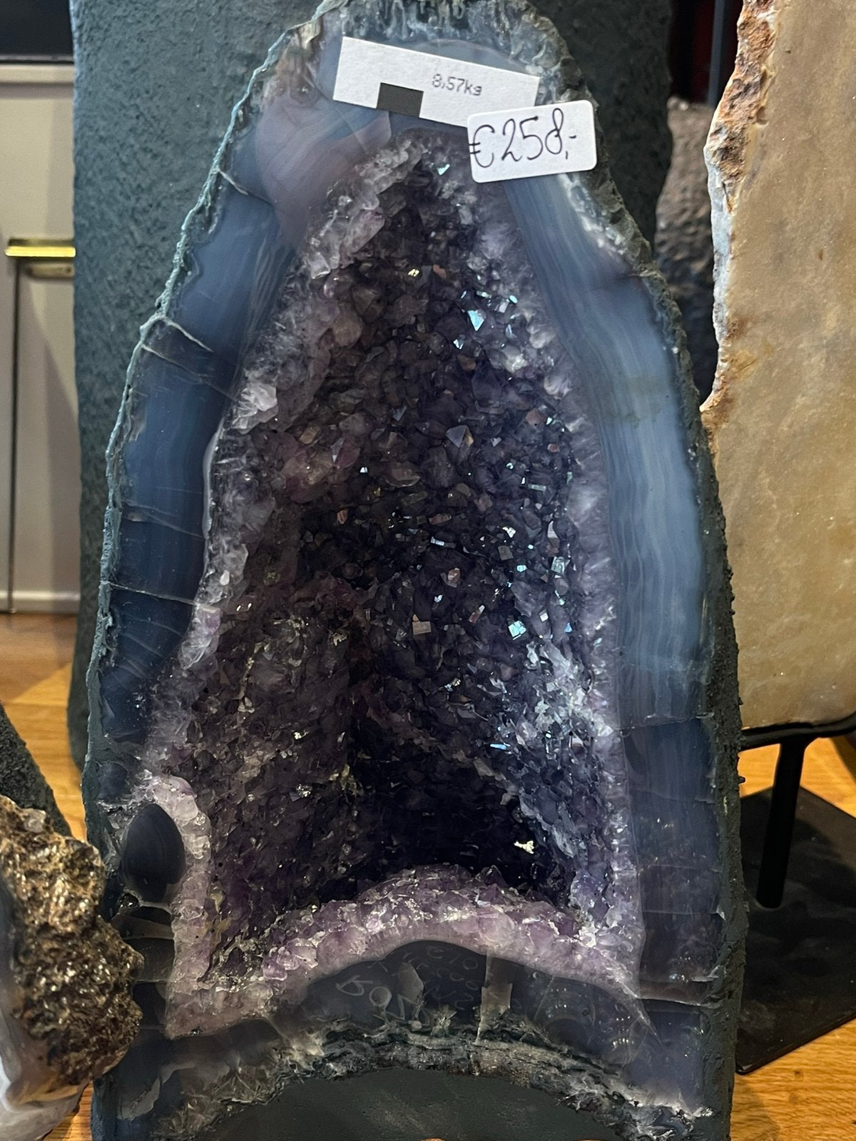 Amethist 8kg, Verzamelen, Mineralen en Fossielen, Ophalen of Verzenden