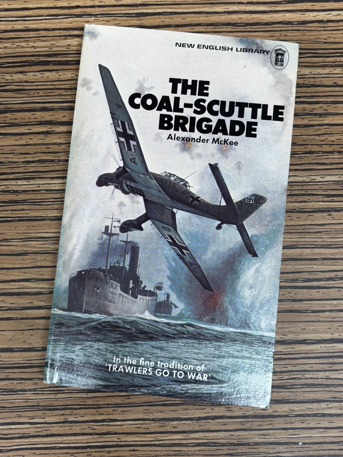 The coal-scuttle brigade, Boeken, Ophalen of Verzenden, Tweede Wereldoorlog, Zo goed als nieuw