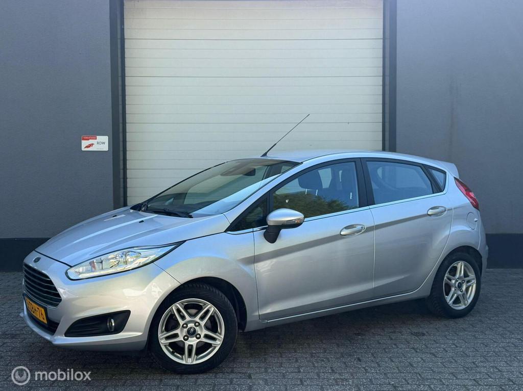 Ford Fiesta 1.0 EcoBoost Titanium / automaat / nap / cruise, Auto's, Euro 5, 101 pk, Origineel Nederlands, Bedrijf
