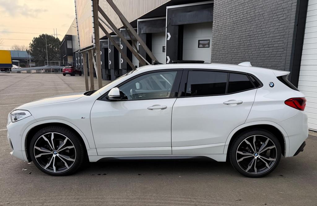 BMW X2 SDrive18d High Executive Edition M-PAKKET/PANORAMADAK, Auto's, BMW, X2, 4 cilinders, 150 pk, Wit