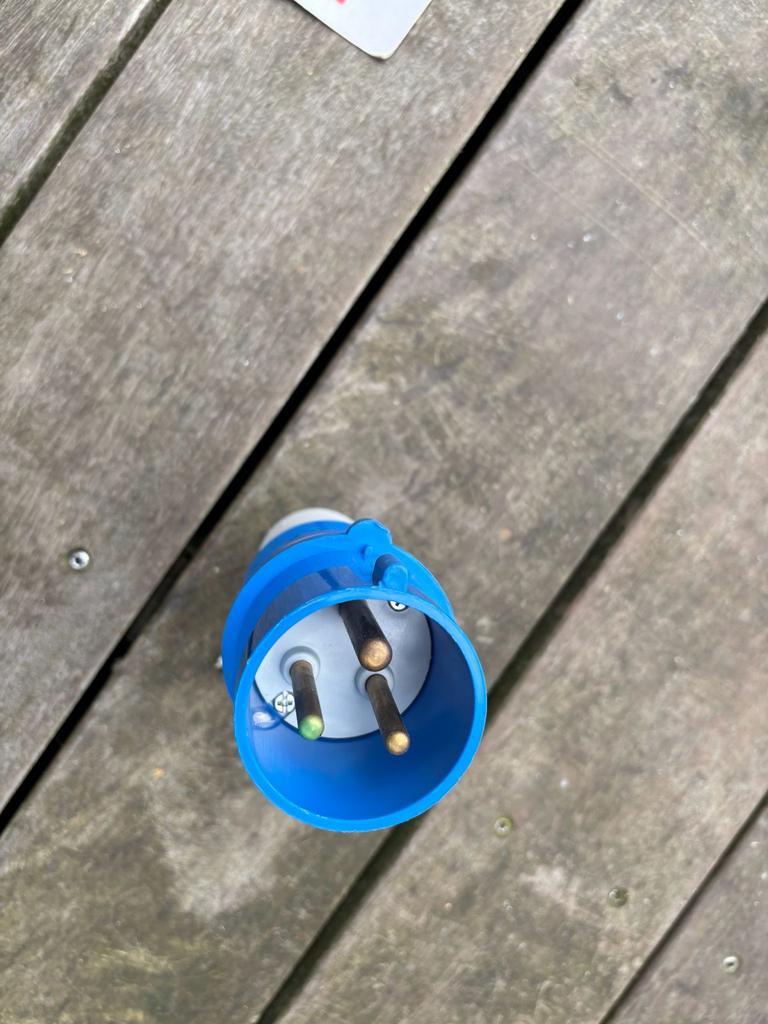 3-polige stekker, blauw, nieuw, Caravans en Kamperen, Ophalen, Nieuw