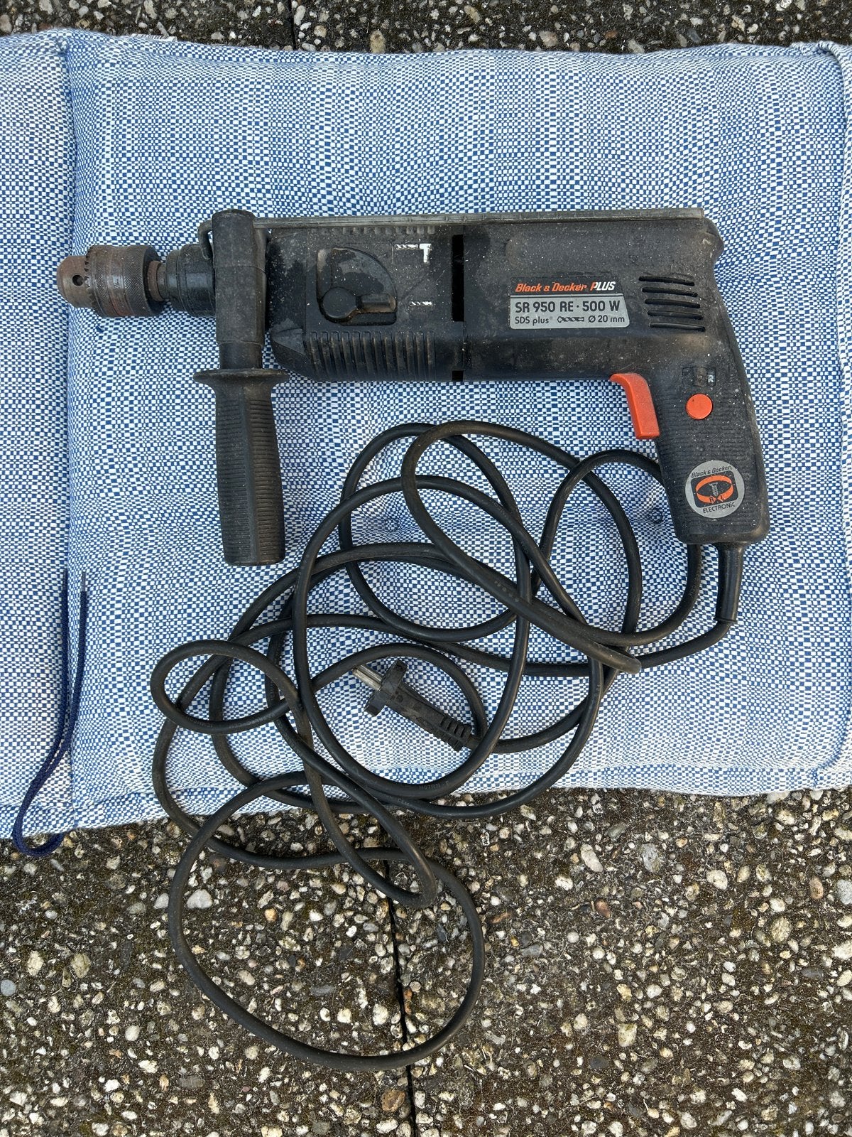Black & Decker SR 950 RE 500W Boorhamer SDS plus, Boor- en/of Breekhamer, Ophalen of Verzenden, Zo goed als nieuw, Klopboormechanisme
