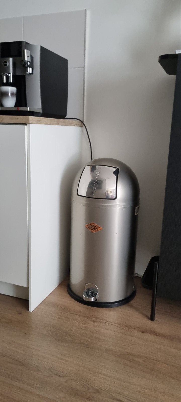 wesco, 40 liter of meer, Ophalen, Metaal, 50 – 75