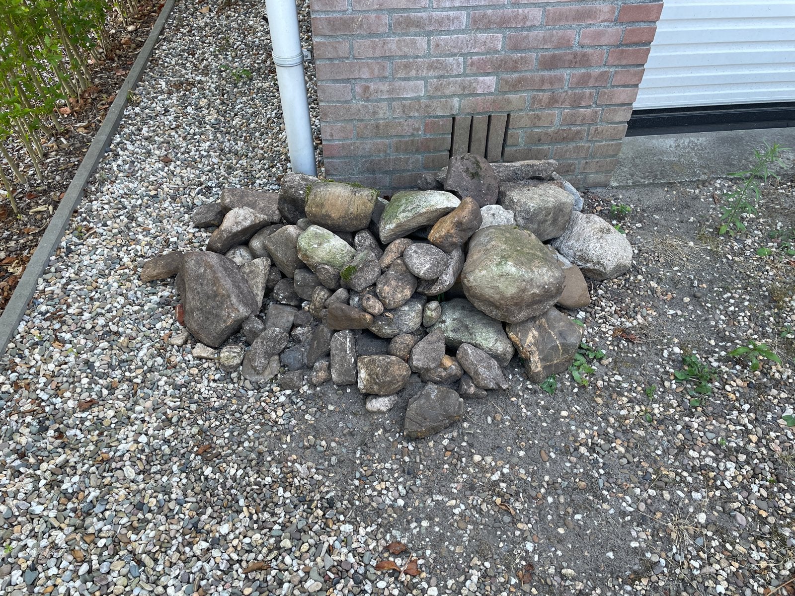 Gratis: Diverse natuurstenen voor tuin of decoratie, Ophalen, Overige materialen, Gebruikt, Kei