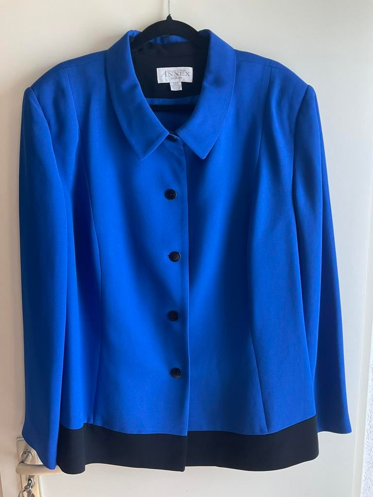 Vier korte jasjes nieuw per stuk 20.00 euro, Ophalen of Verzenden, Nieuw, Rood, Jasje of Colbert