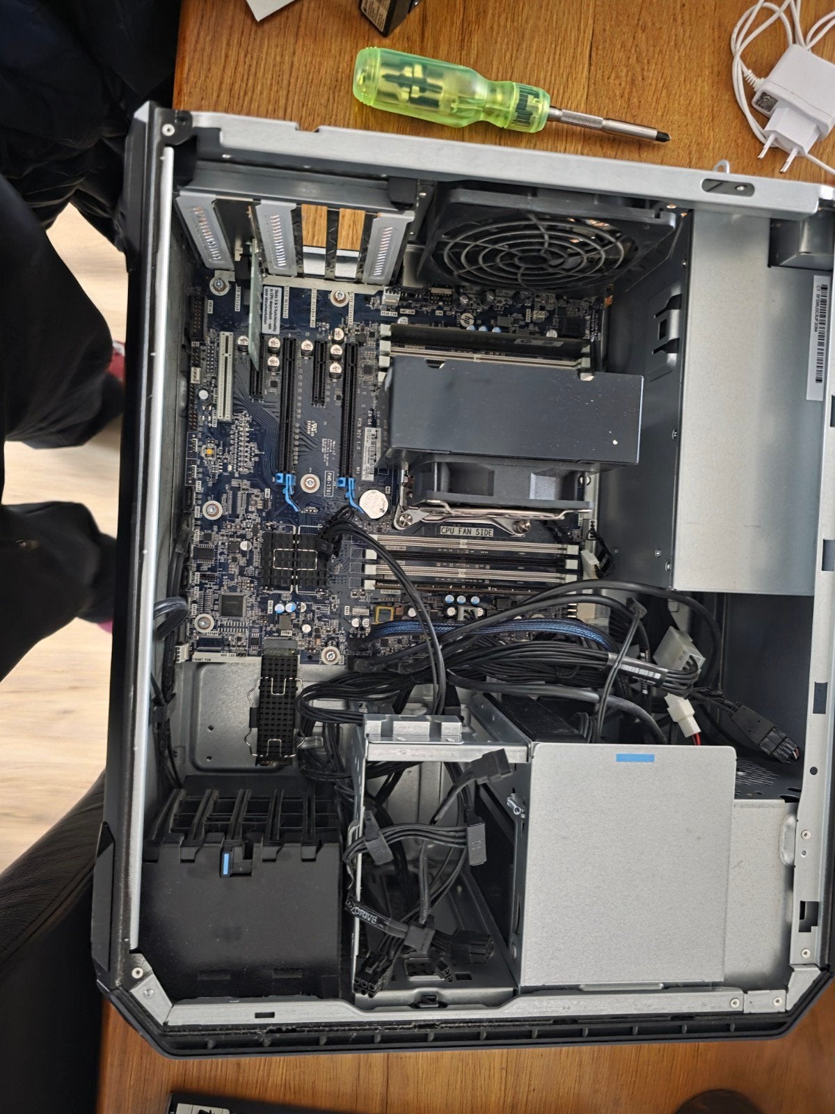Krachtige Desktop PC: i9-10980XE, 1TB SSD, 2.5Gbit LAN, Ophalen, Gebruikt, 1 TB SSD, 32 GB