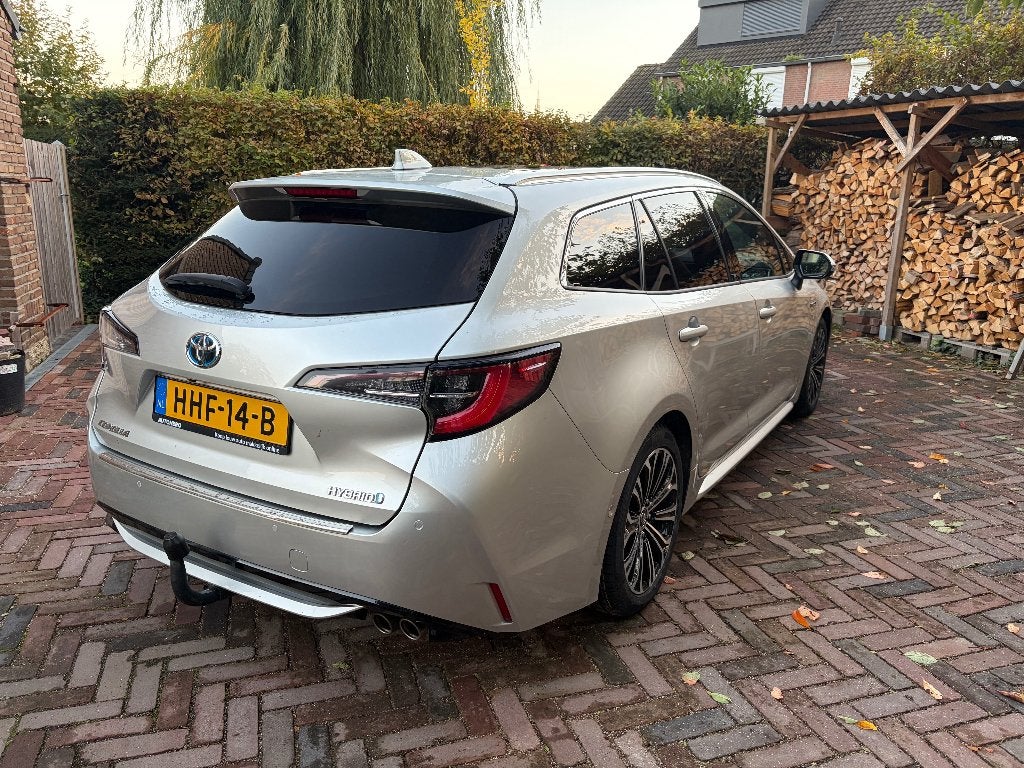Toyota Corolla TS 2.0 Hybrid Lounge 179 pk | Panoramadak, Auto's, 450 kg, 4 cilinders, 179 pk, Leder